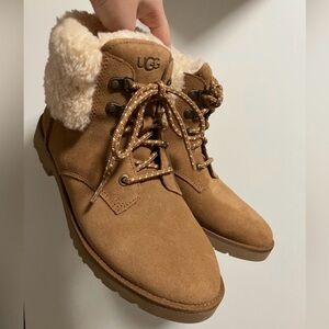 UGG Women's Brown Winter Boots with Shearling